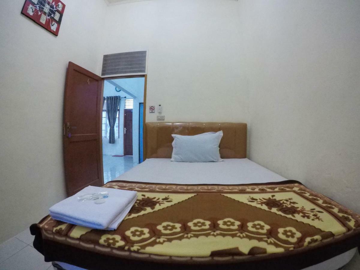 Pondok Simpang Tiga Sabang  Exteriör bild