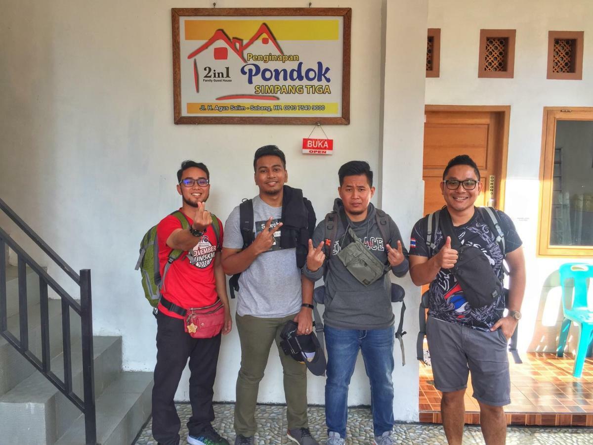 Pondok Simpang Tiga Sabang  Exteriör bild