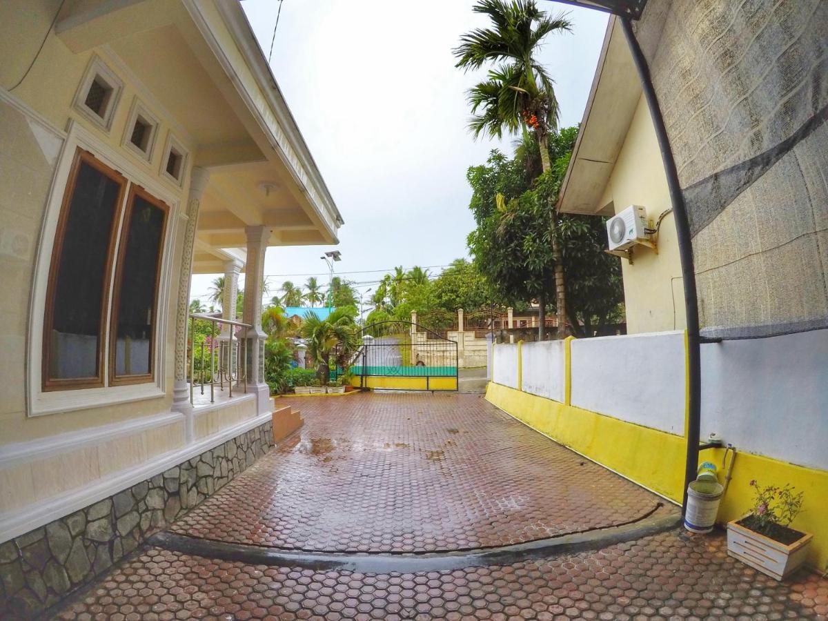 Pondok Simpang Tiga Sabang  Exteriör bild